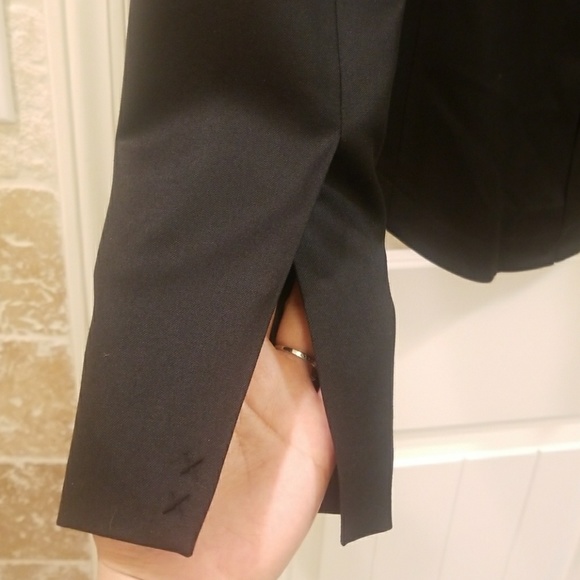 BNWOT black jacket w/ vest sz 2 - Picture 3 of 6